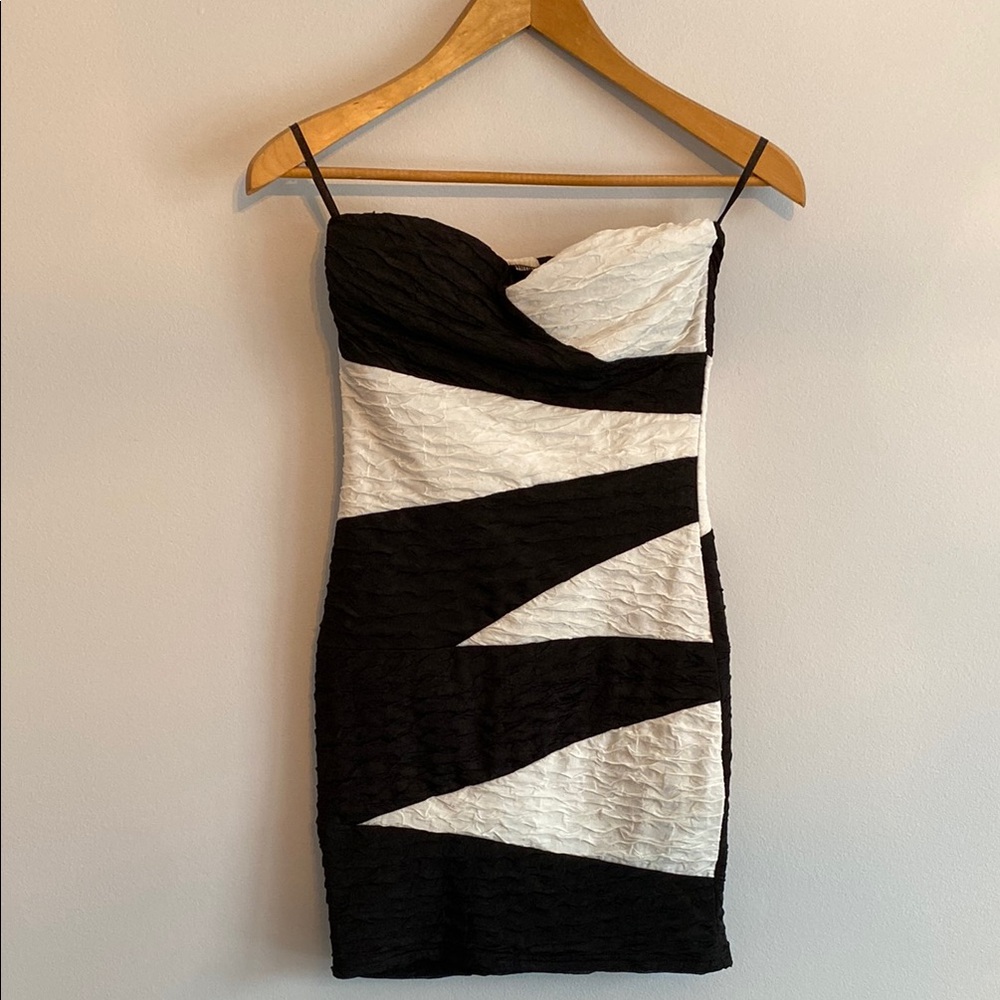 Heartbeat Black and White Strapless Bodycon Cocktail Dress